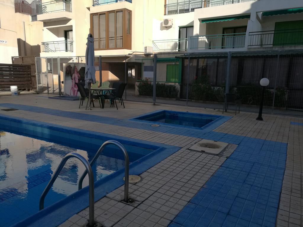 Siamese Villa Paralimni Luaran gambar